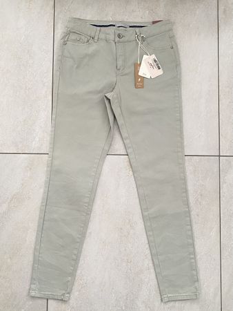 Damen Hose von NILE. Gr. S+. NEU. Regular long. Streich.